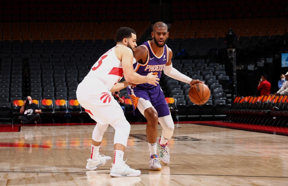 强大的防守 强大的防守