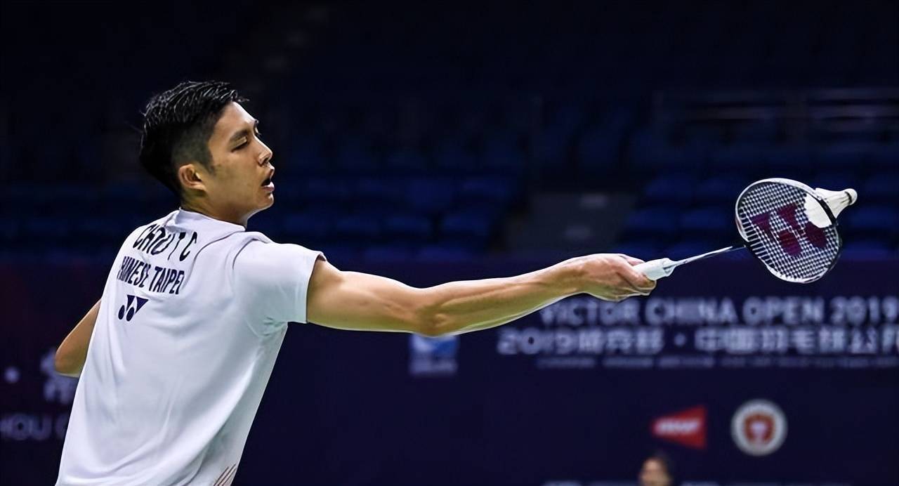 进攻犯规 进攻犯规