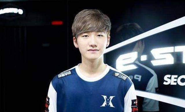 并存的英超 并存的英超