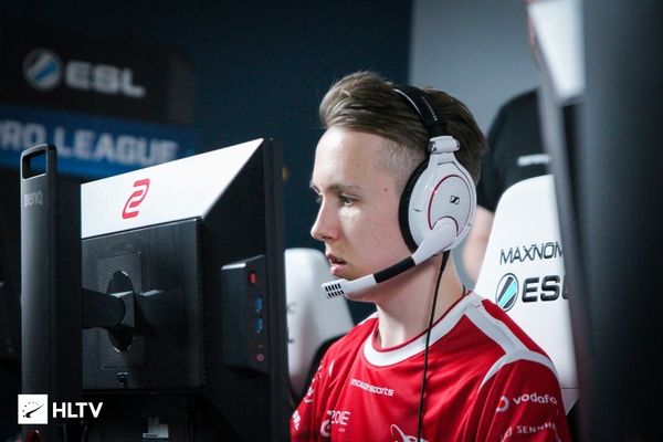 前者稳情绪 前者稳情绪